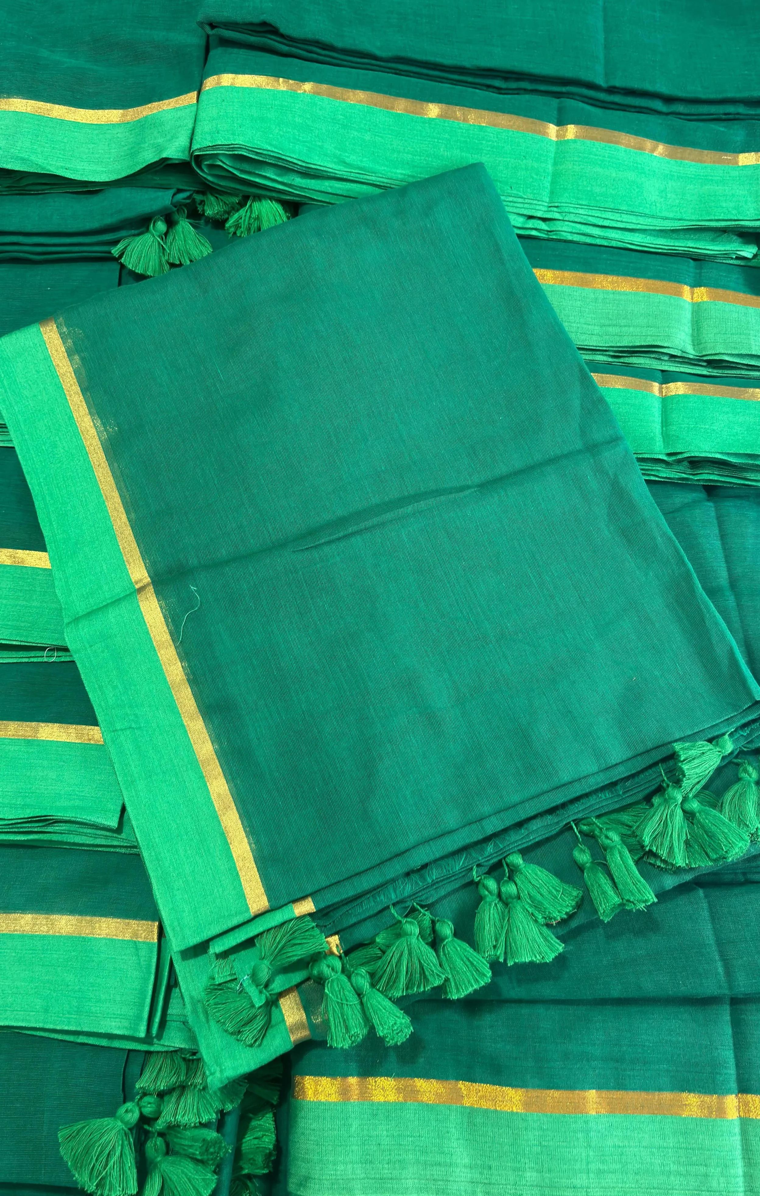 Bottle Green Mulmul Cotton Premium Quality Saree 2