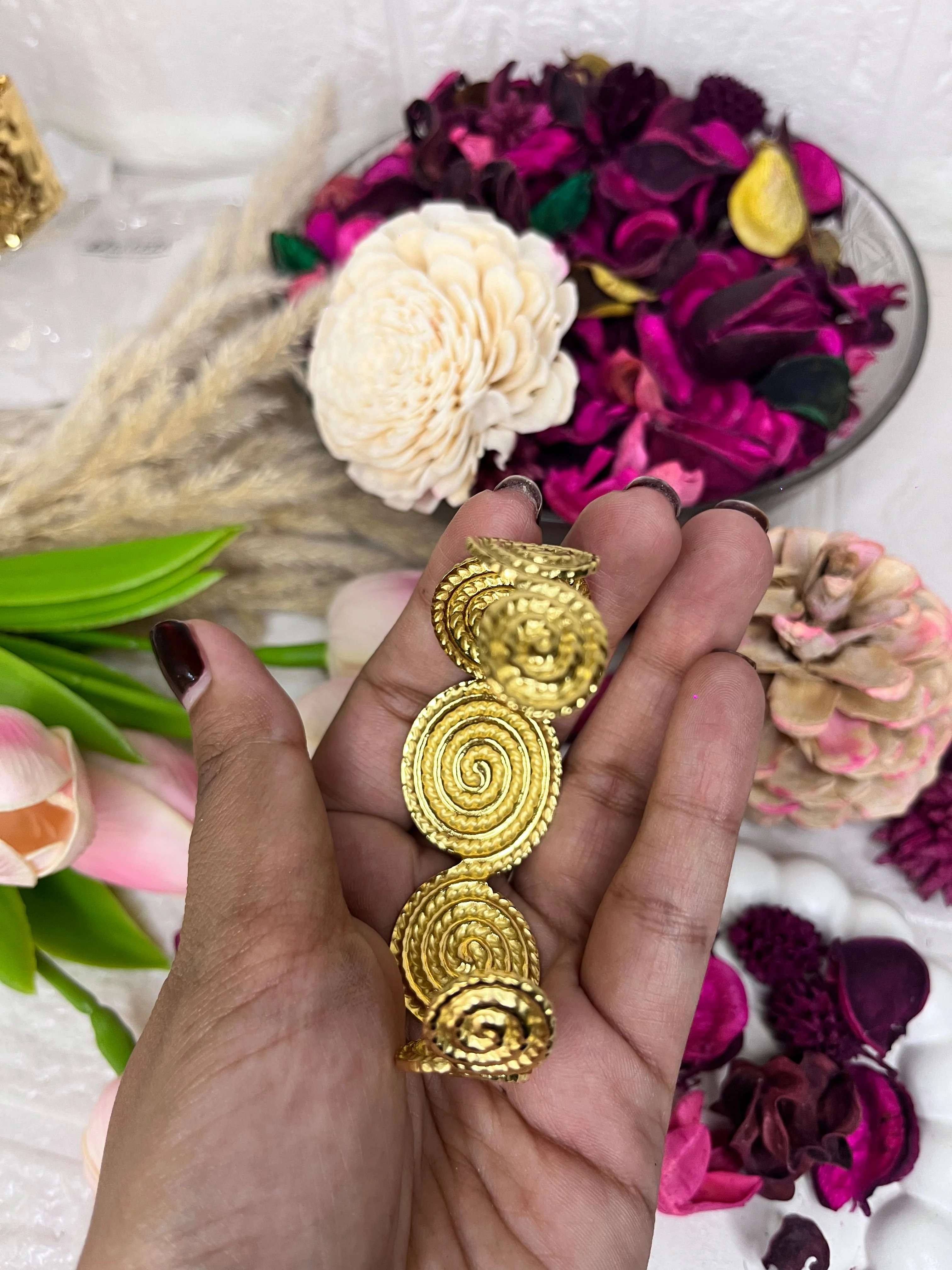 316L Stainless Steel (Premium Anti-Tarnish) Hand Cuff 2